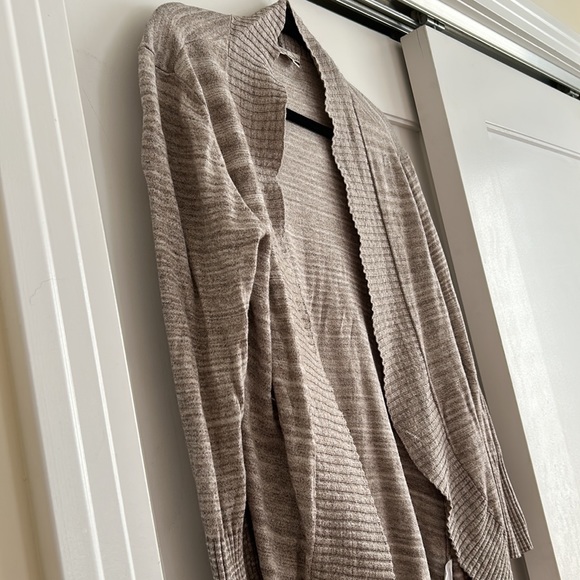 Light weight cardigan - Picture 4 of 6